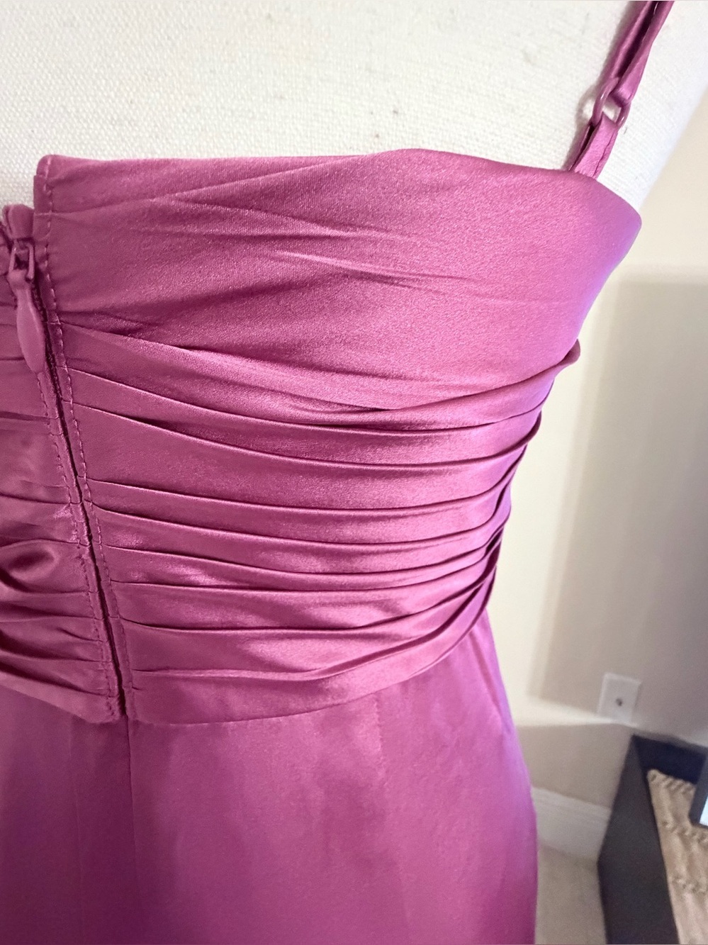 NWT Cinq à Sept Shallot Ruched Satin Gown Dress Size 0 and 4 - Picture 6 of 11